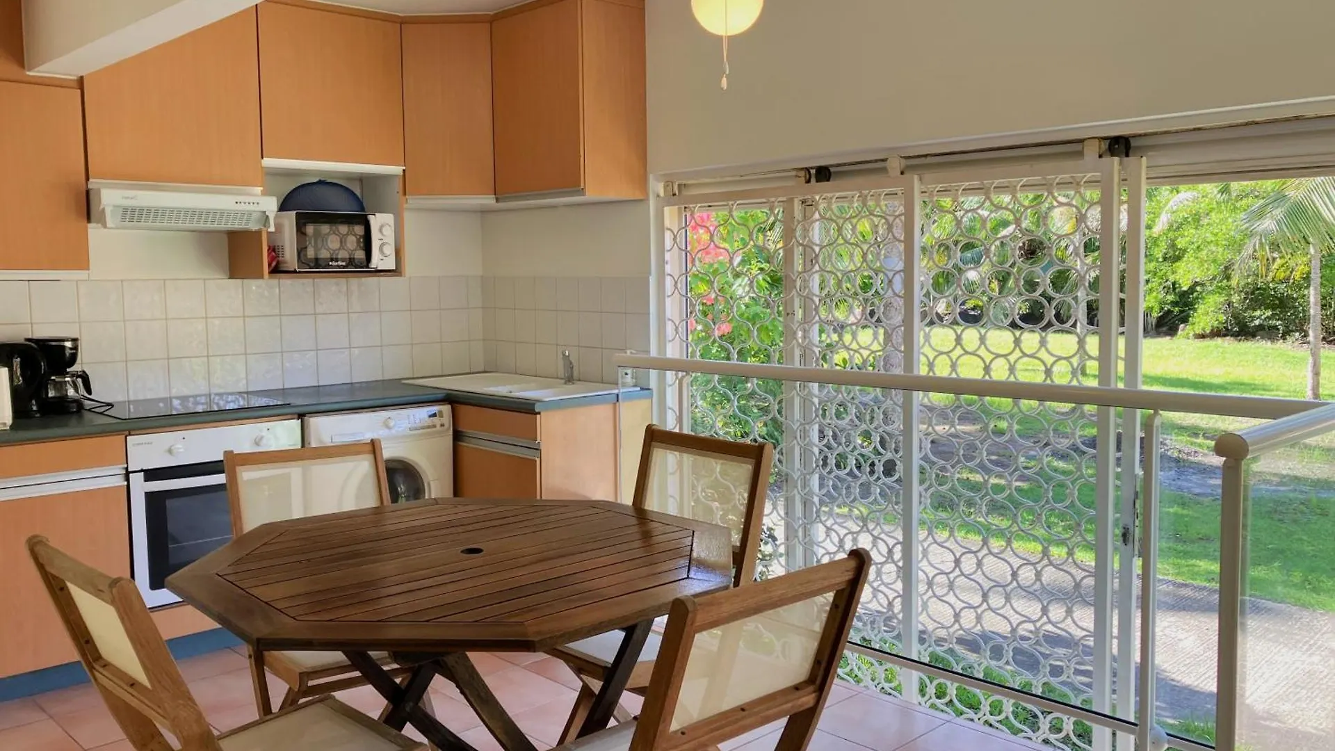 Appartement La Plage - Mer Des Caraibes A 30M Les Trois-Ilets